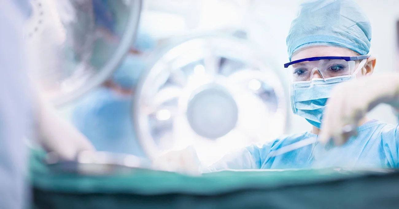 surgeon in operating room 